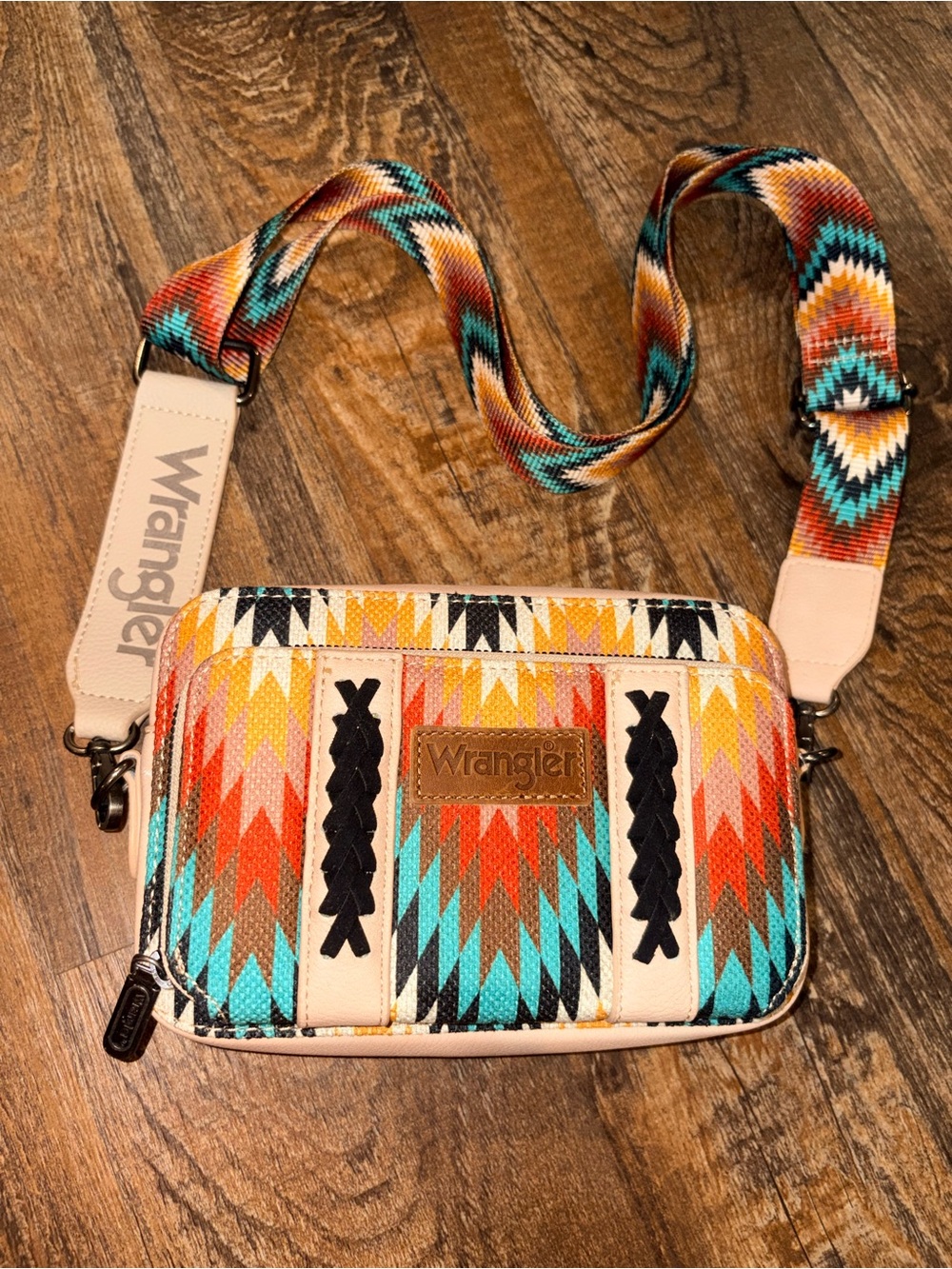NWOT Wrangler Multicolor Aztec Crossbody - Turquoise, Orange & Yellow